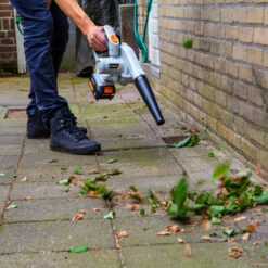 Batavia Multifunctionele Blazer 18 Volt (zonder Accu) 10 Batavia Multifunctionele Blazer 18 Volt (zonder Accu) -Tuingereedschap Verkoop 123 65