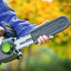 LUX 20V Kettingzaag Incl. 4.0Ah Accu + Lader -Tuingereedschap Verkoop 123 79