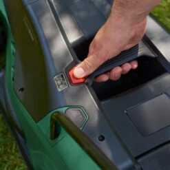 Bosch Elektrische Grasmaaier Universal Rotak 550 36cm 1300W -Tuingereedschap Verkoop 123 94